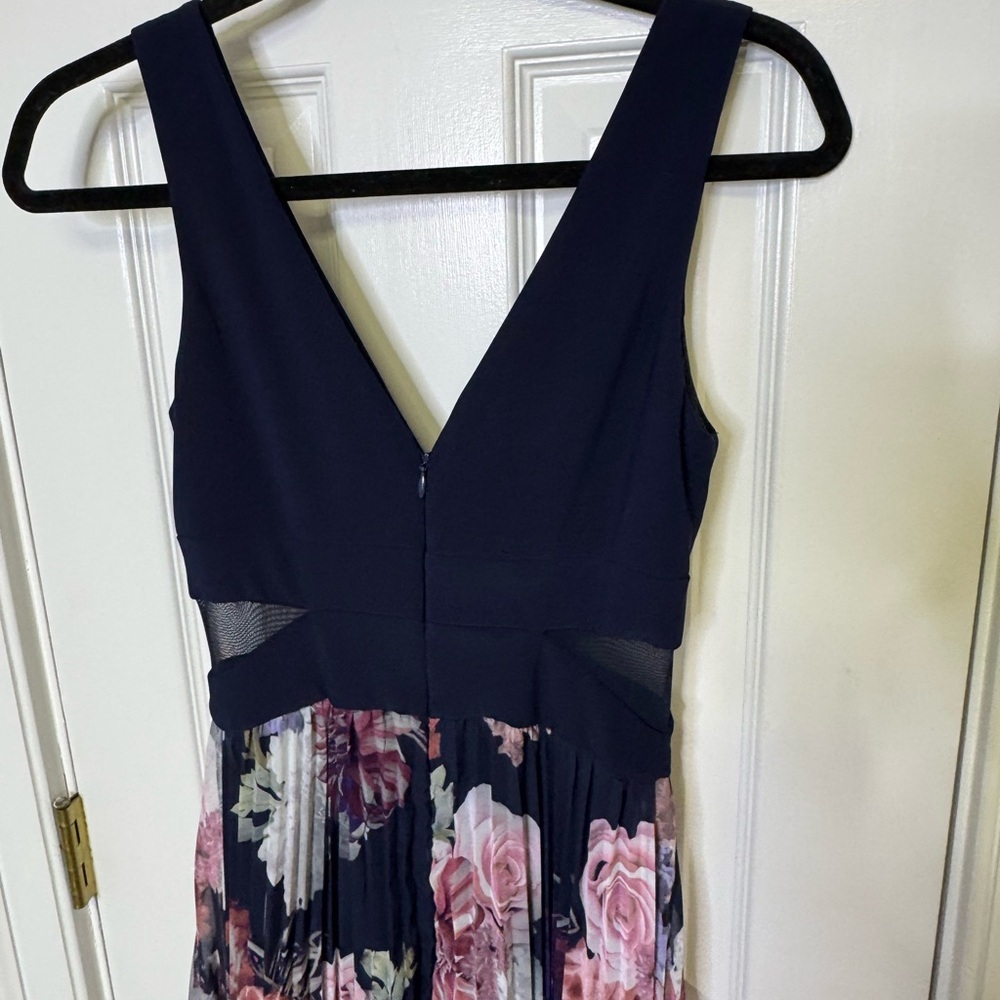 Xscape Black and Pink Pleated Gown with V-neck for Wedding Guest - Picture 6 of 9